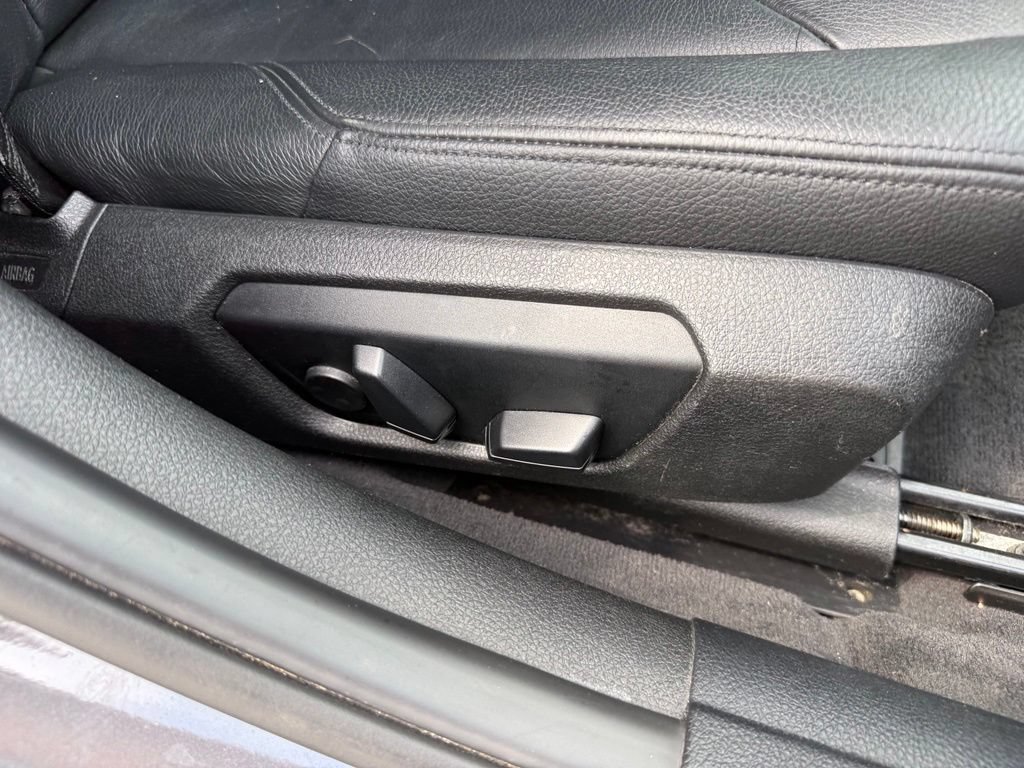 Used 2015 BMW 328i xDrive Sedan AWD/4WD image 42