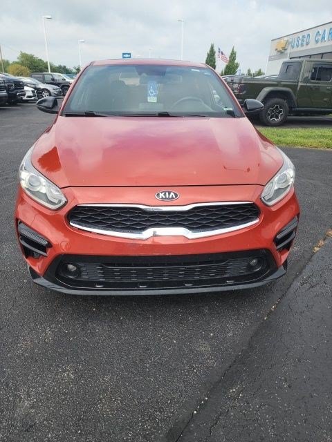 Used 2021 Kia Forte GT-Line w/ GT-Line Premium Package FWD image 2