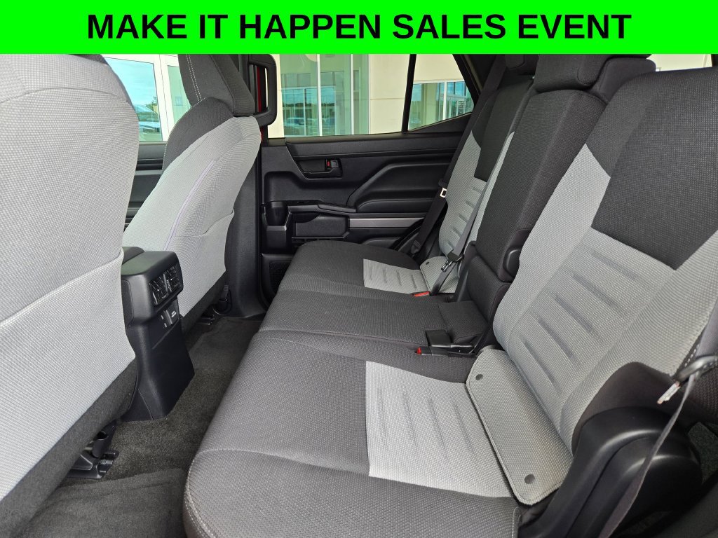 Used 2025 Toyota 4Runner TRD Sport AWD/4WD image 14