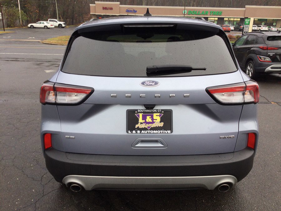 Used 2022 Ford Escape SE w/ Convenience Package image 6