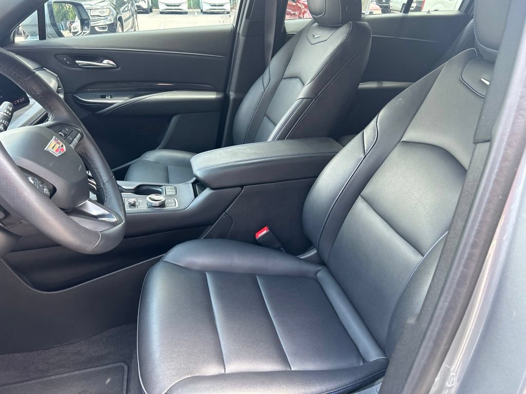 Used 2024 Cadillac XT4 Sport FWD image 12
