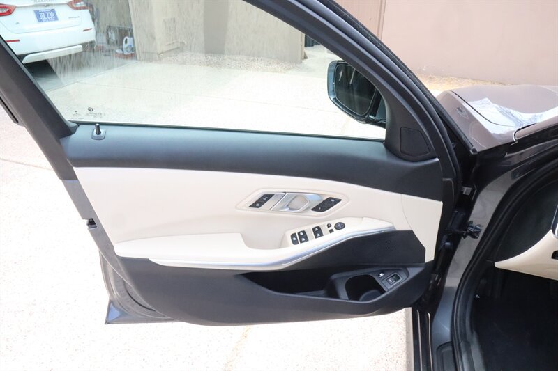 Used 2021 BMW 330e w/ Convenience Package RWD image 10