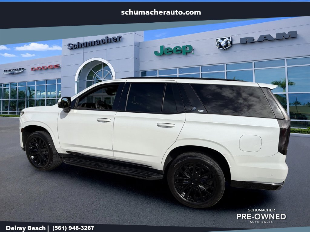 Used 2021 Cadillac Escalade Premium Luxury RWD image 5