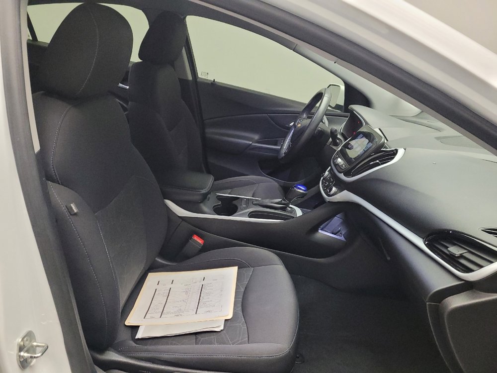 Used 2017 Chevrolet Volt LT w/ Comfort Package image 21