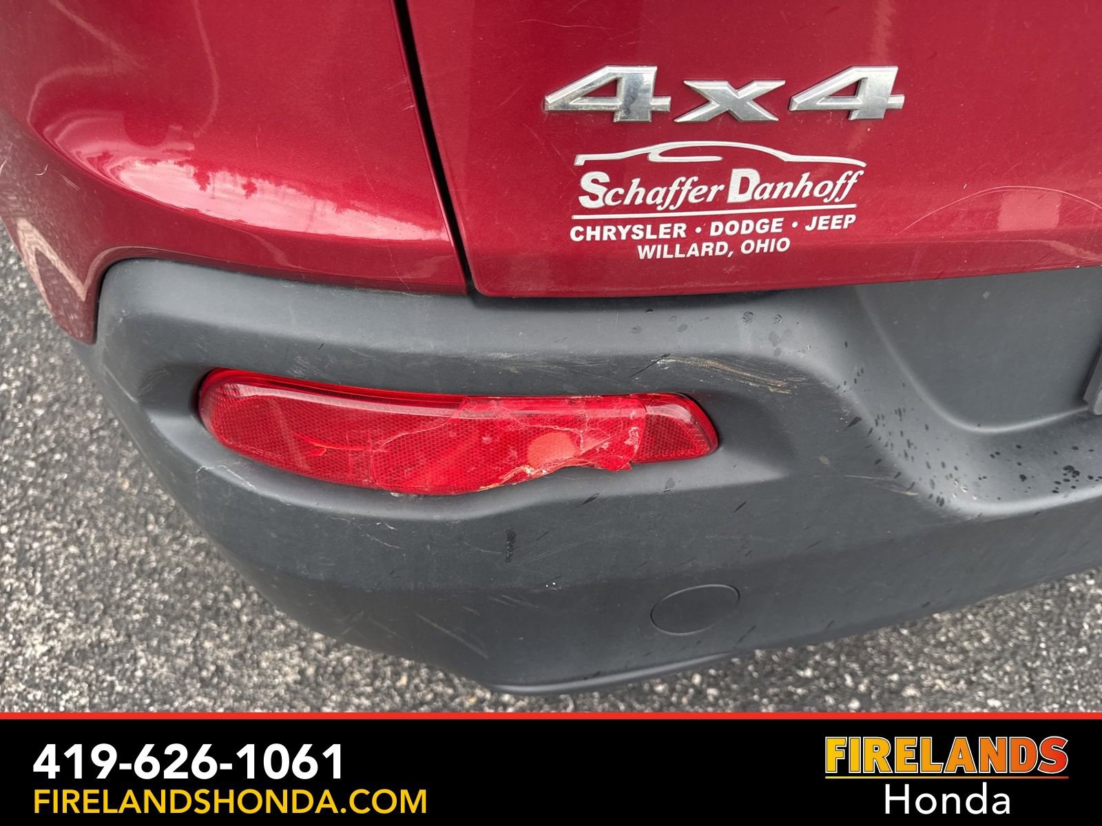Used 2014 Jeep Cherokee Latitude AWD/4WD image 11
