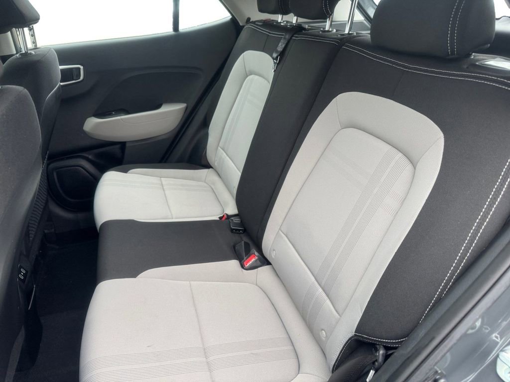 Certified 2024 Hyundai Venue SEL FWD image 13