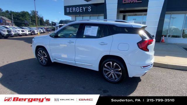 Certified 2020 GMC Terrain Denali w/ Denali Premium Package AWD/4WD image 8