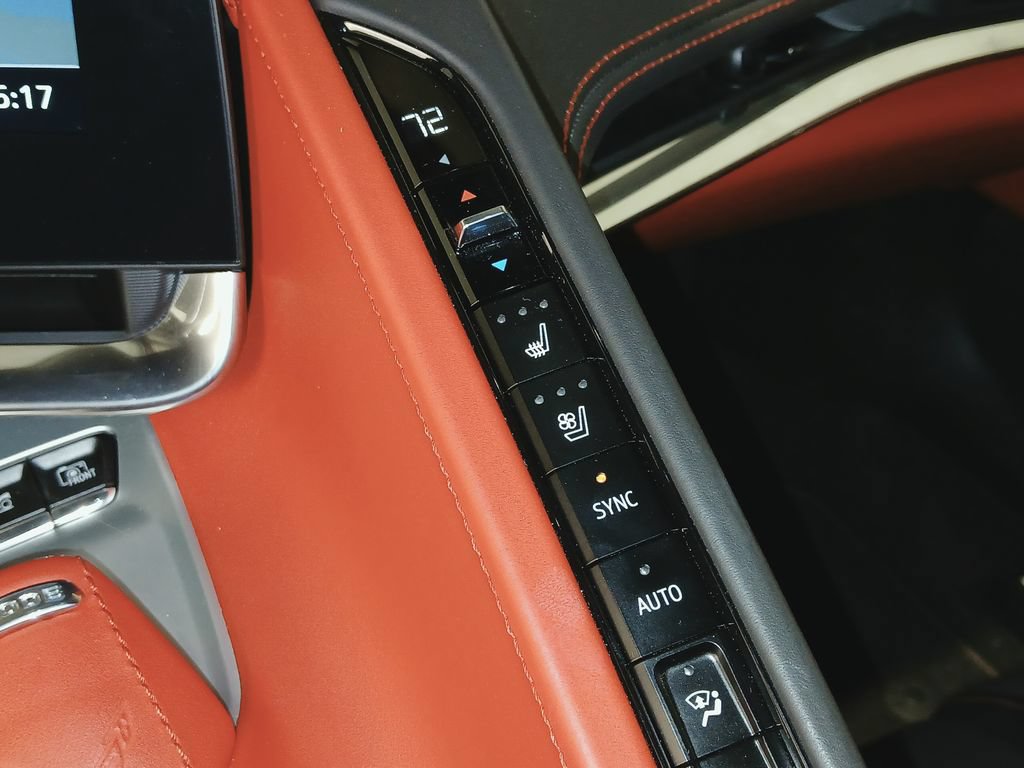 Used 2020 Chevrolet Corvette Stingray Premium Cpe w/ 3LT Preferred Equipment Group RWD image 21