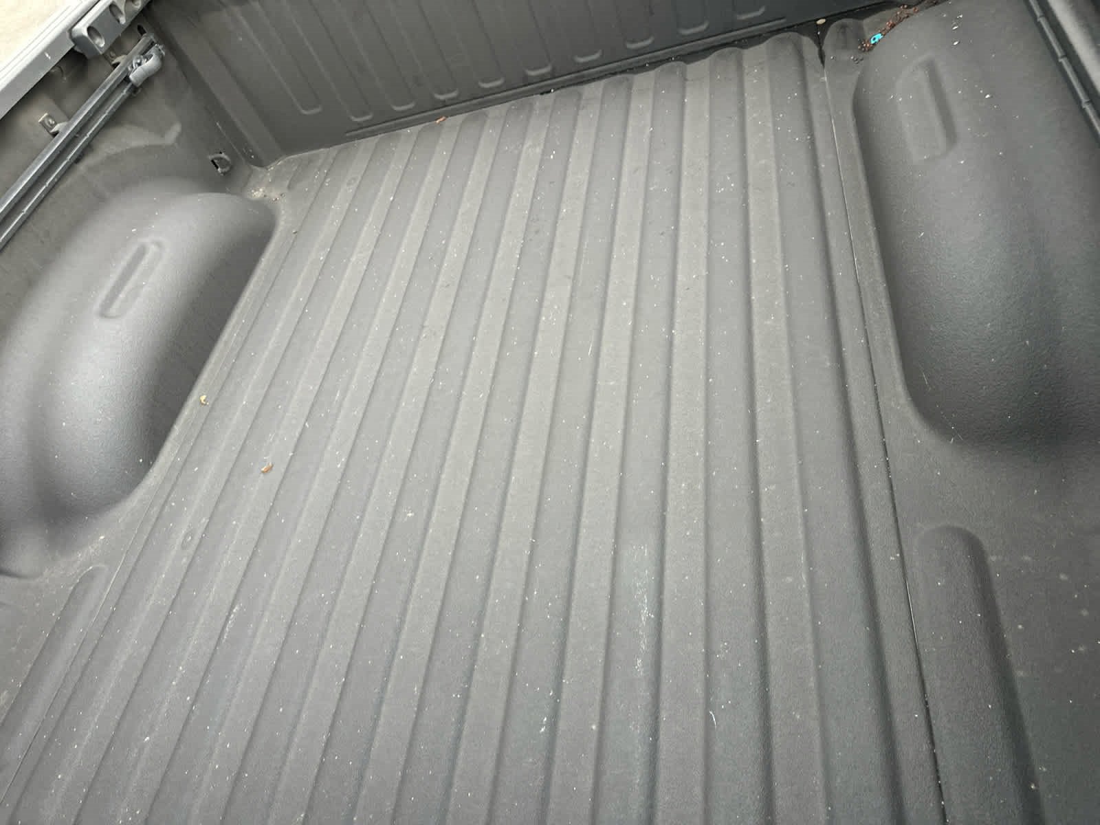 Used 2022 RAM 1500 Laramie w/ Laramie Southwest Edition image 24