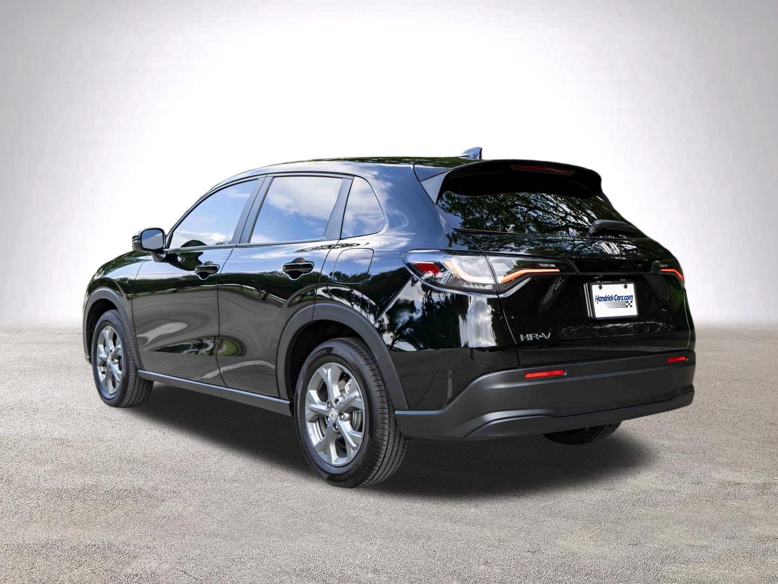Certified 2026 Honda HR-V LX image 7