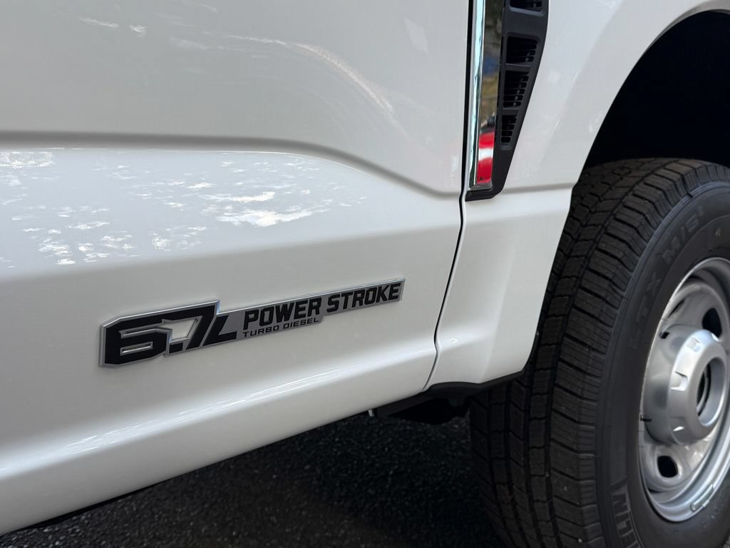 New 2026 Ford F250 XL AWD/4WD image 30