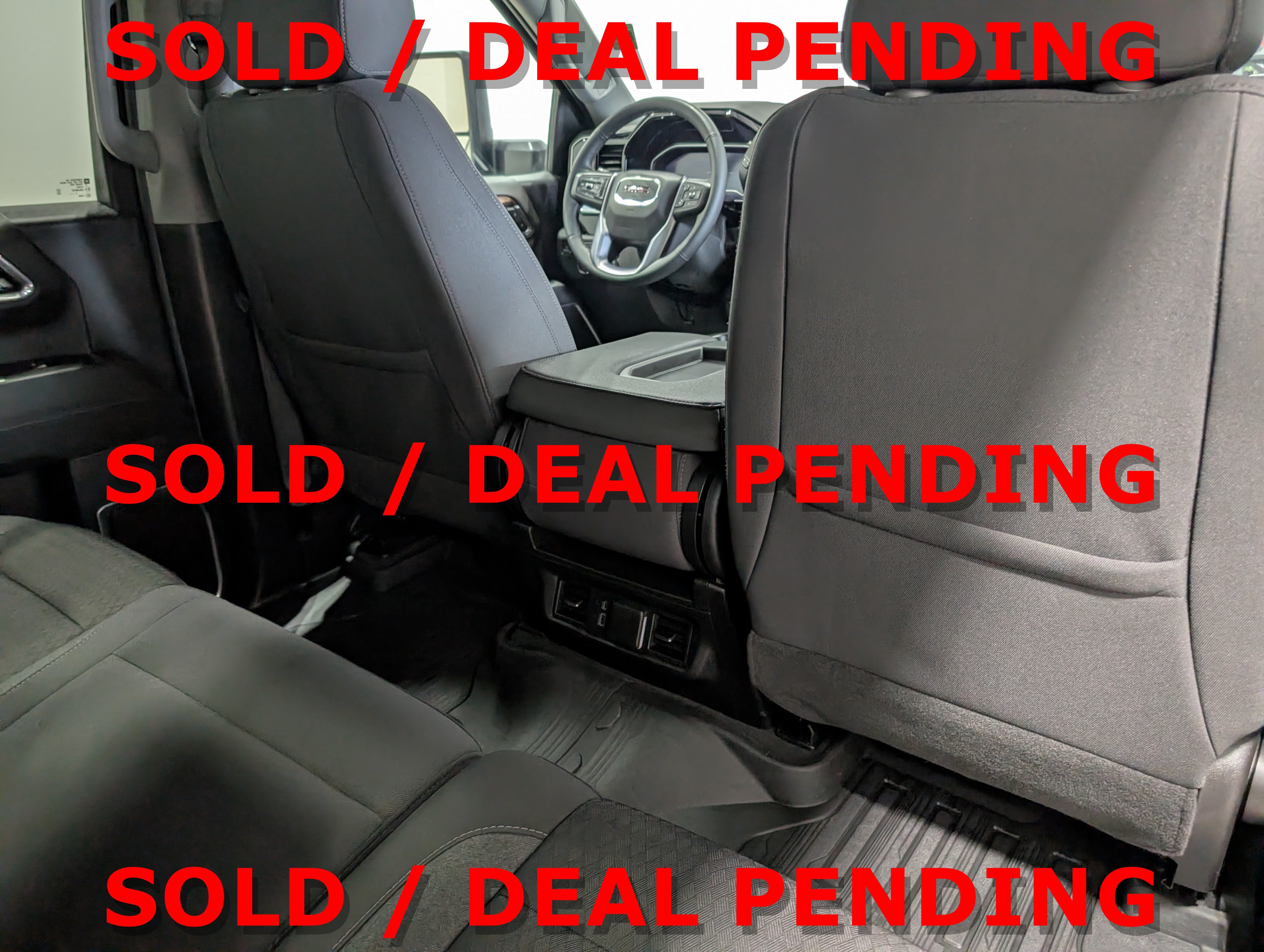 Used 2024 GMC Sierra 1500 SLE w/ Preferred Package AWD/4WD image 17