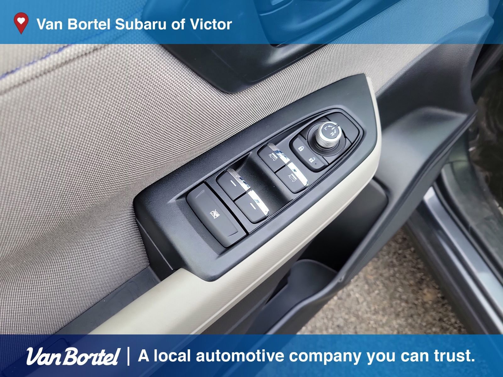 Used 2025 Subaru Forester Premium image 14