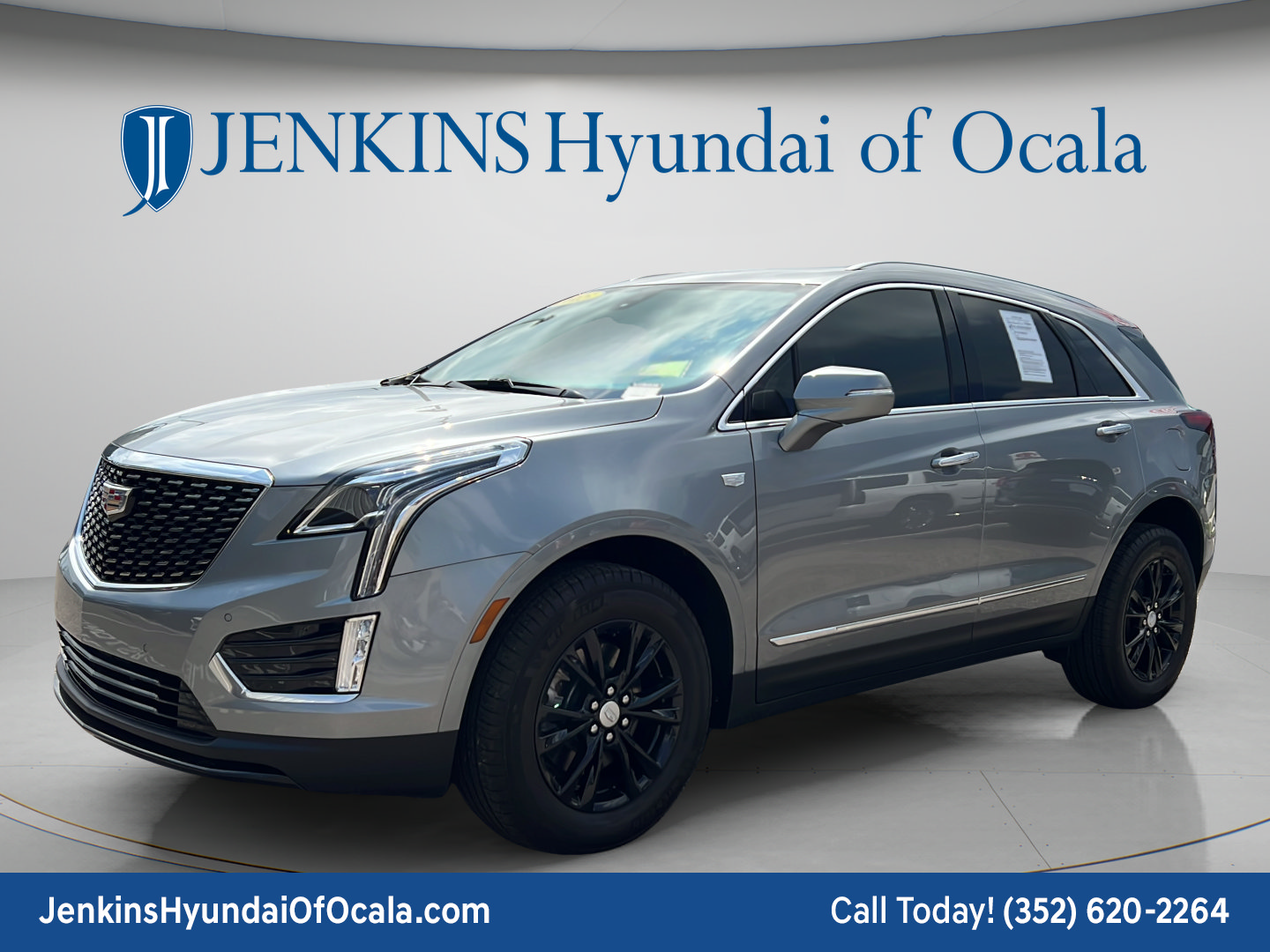 Used 2025 Cadillac XT5 Luxury FWD image 7