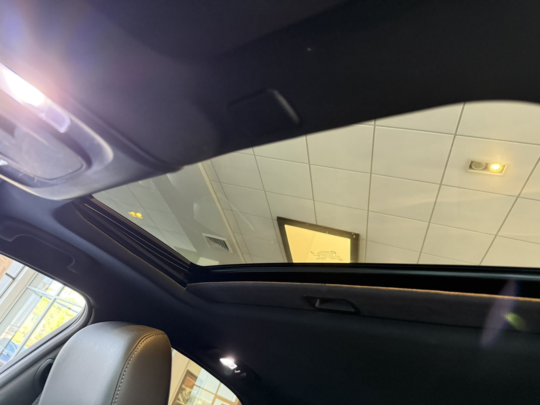 Certified 2023 Cadillac CT4 Luxury w/ Sun And Sound Package AWD/4WD image 16