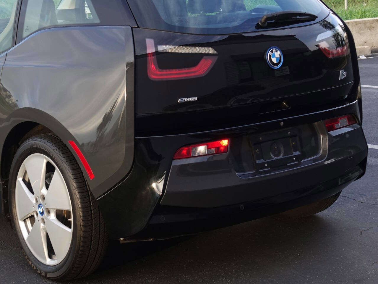 Used 2015 BMW i3 w/ Range Extender RWD image 19