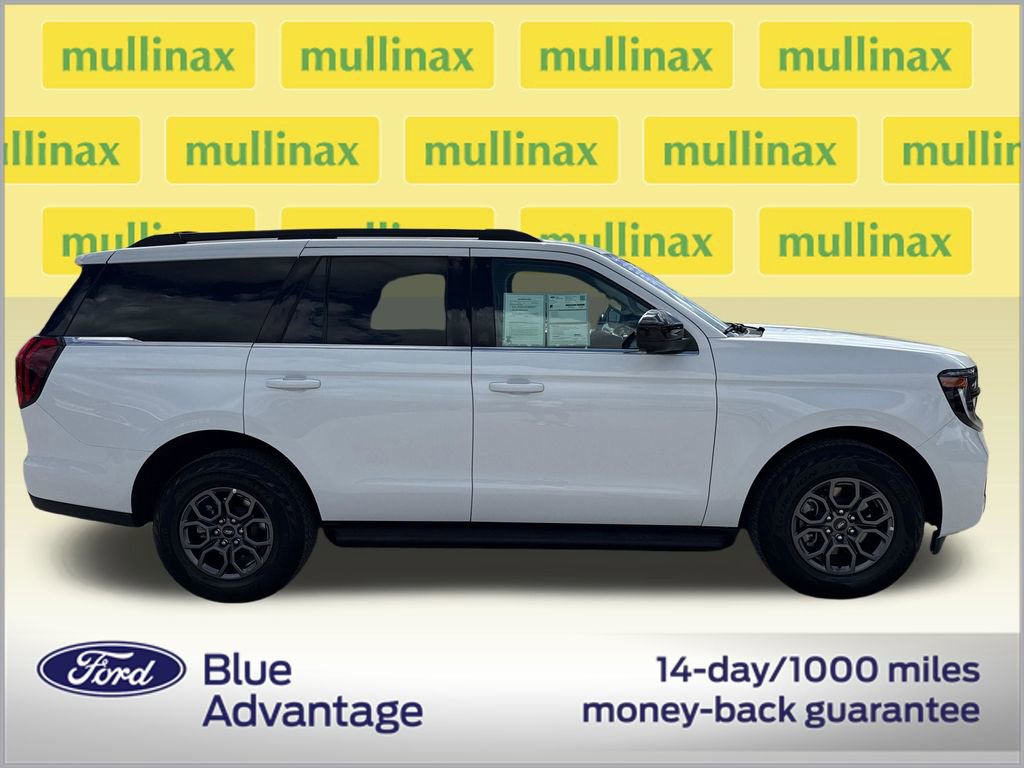 Certified 2025 Ford Expedition Active RWD image 2