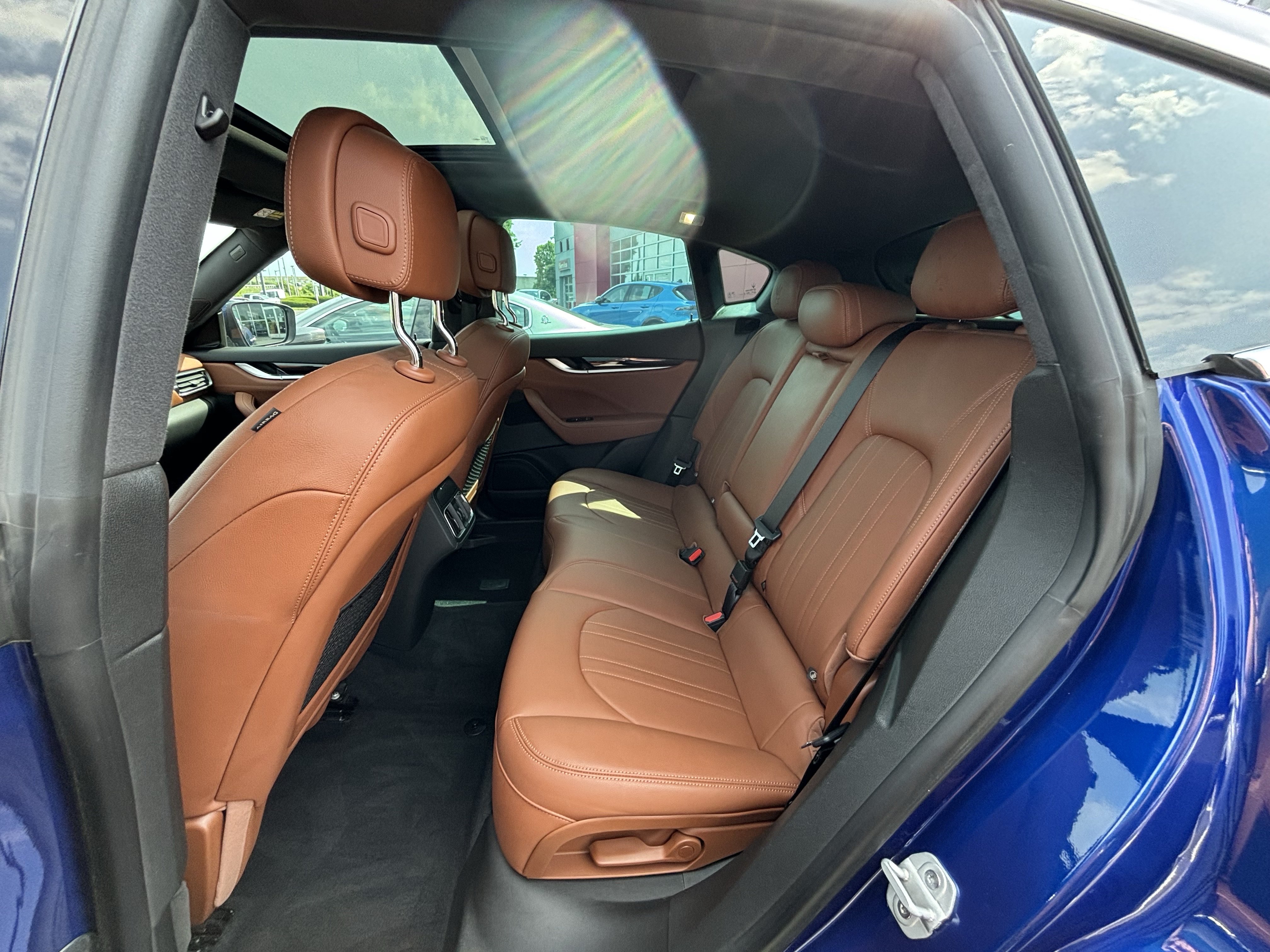 Used 2021 Maserati Levante S AWD/4WD image 38