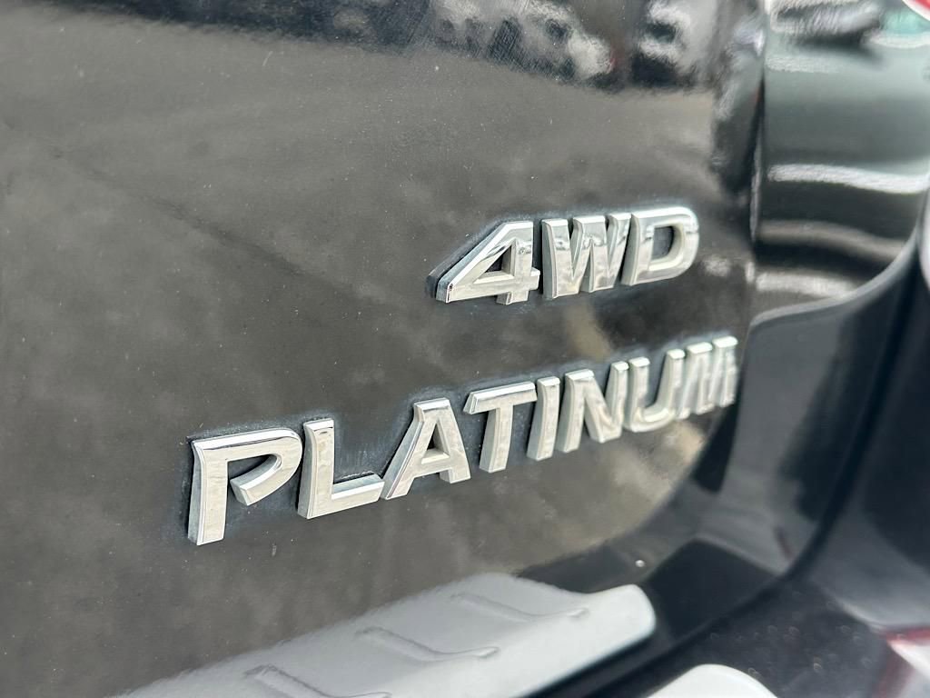 Used 2018 Nissan Pathfinder Platinum image 15