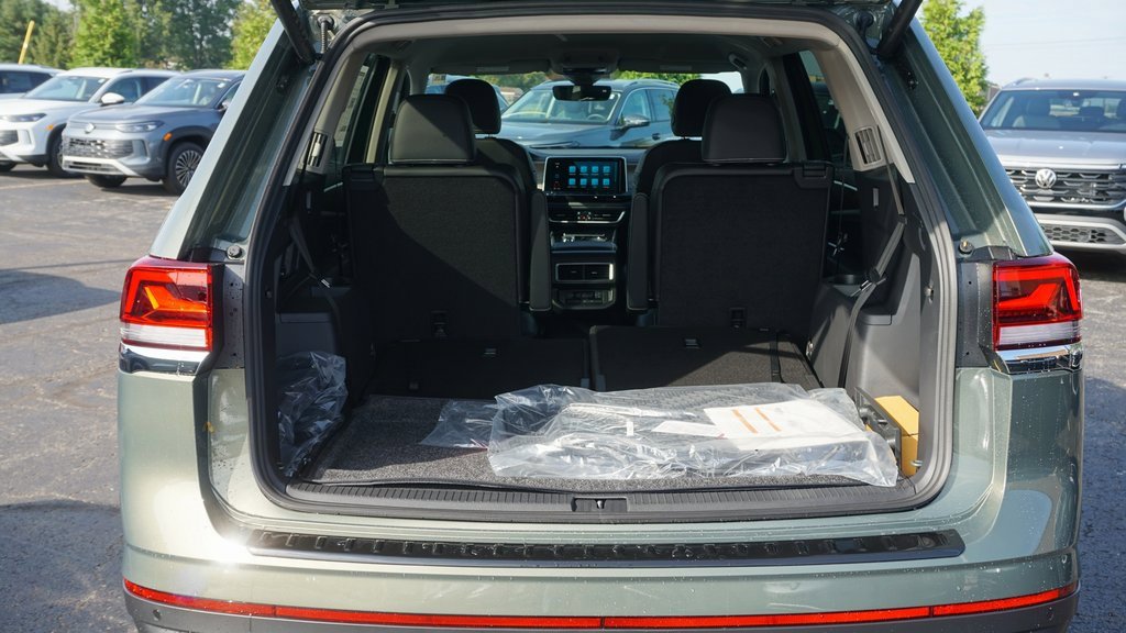 New 2026 Volkswagen Atlas SE image 5