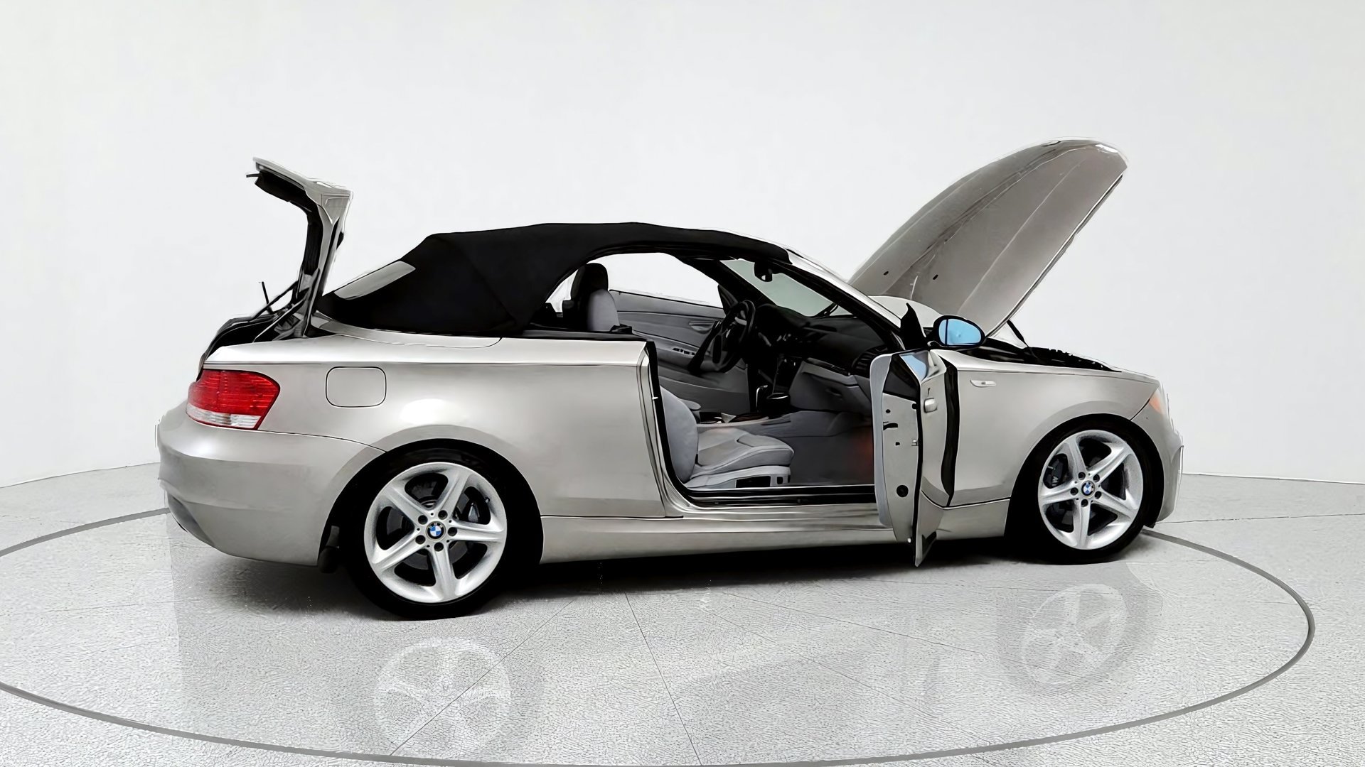 Used 2008 BMW 135i Convertible RWD image 13