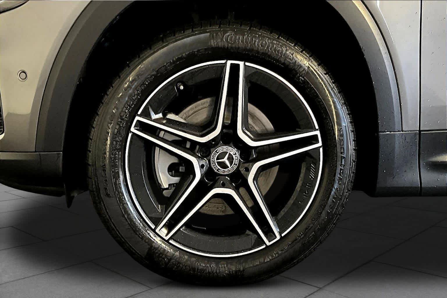 New 2026 Mercedes-Benz GLB 250 4MATIC image 17