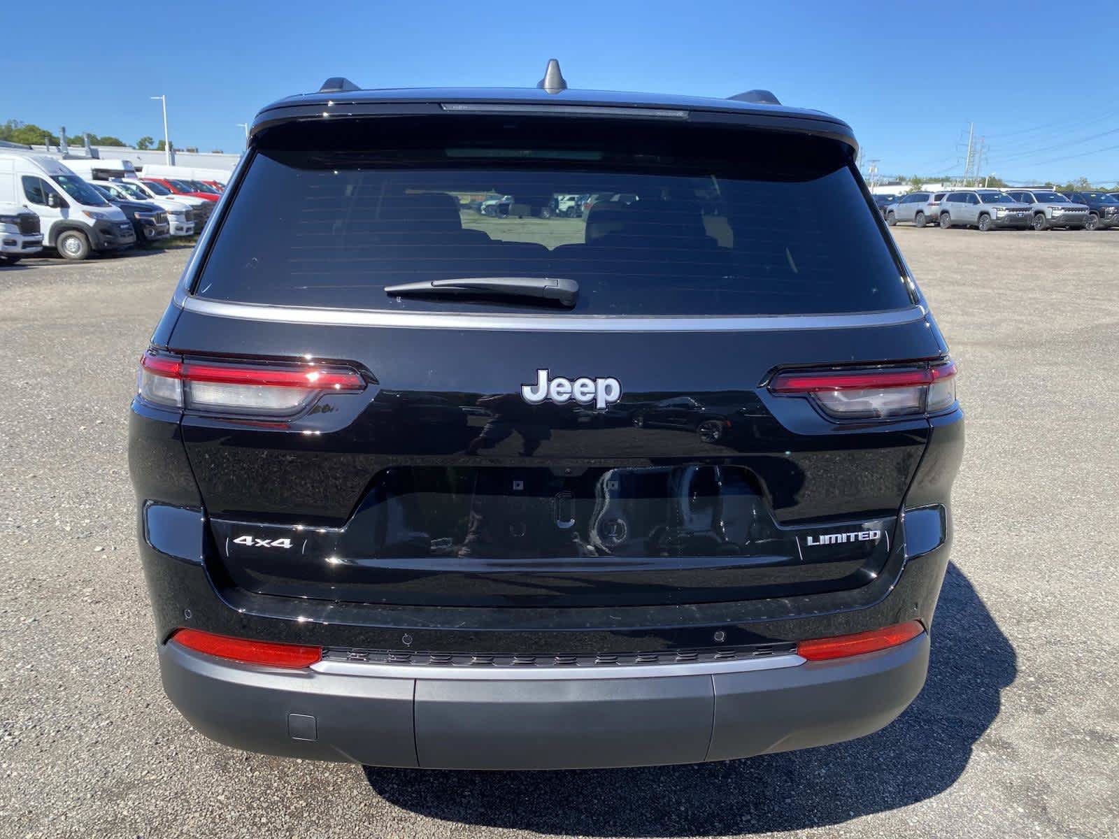 New 2027 Jeep Grand Cherokee L Limited AWD/4WD image 4