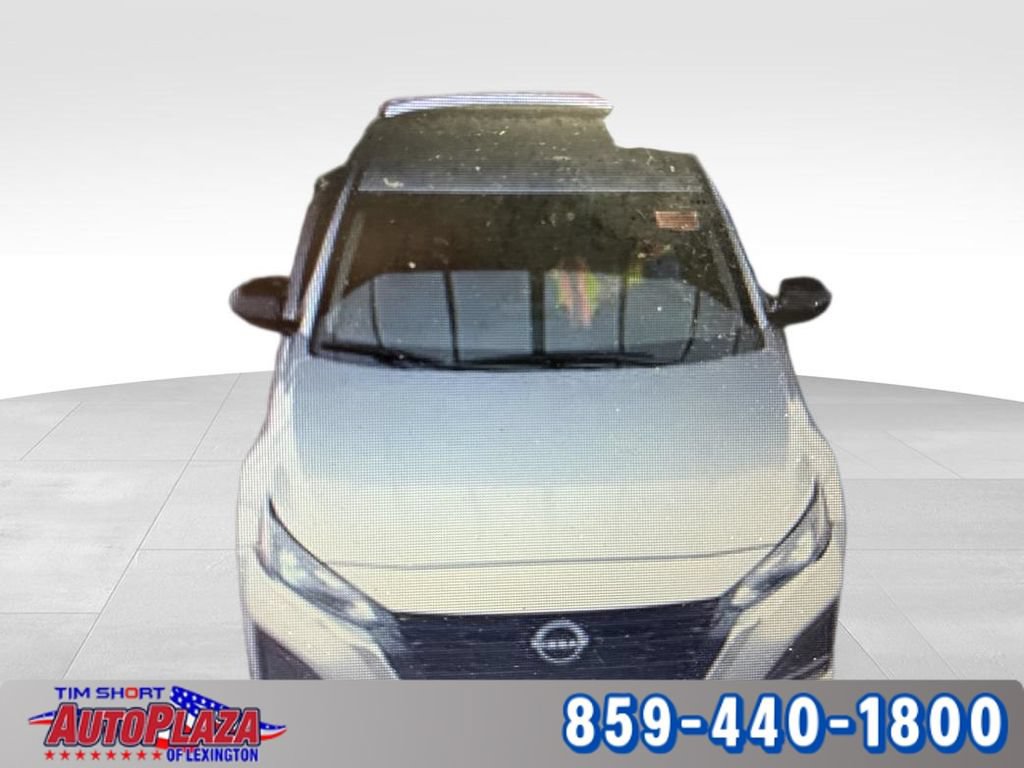 Used 2024 Nissan Altima 2.5 SV AWD/4WD image 2