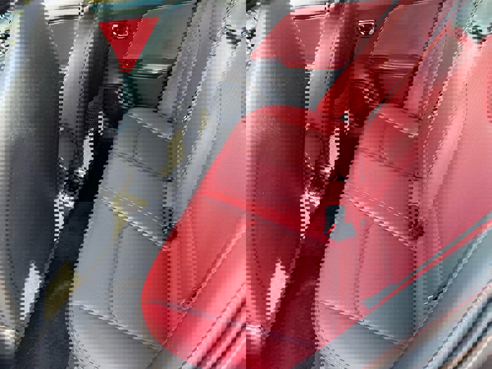 Used 2025 Kia K4 GT-Line w/ GT-Line Premium Package image 16