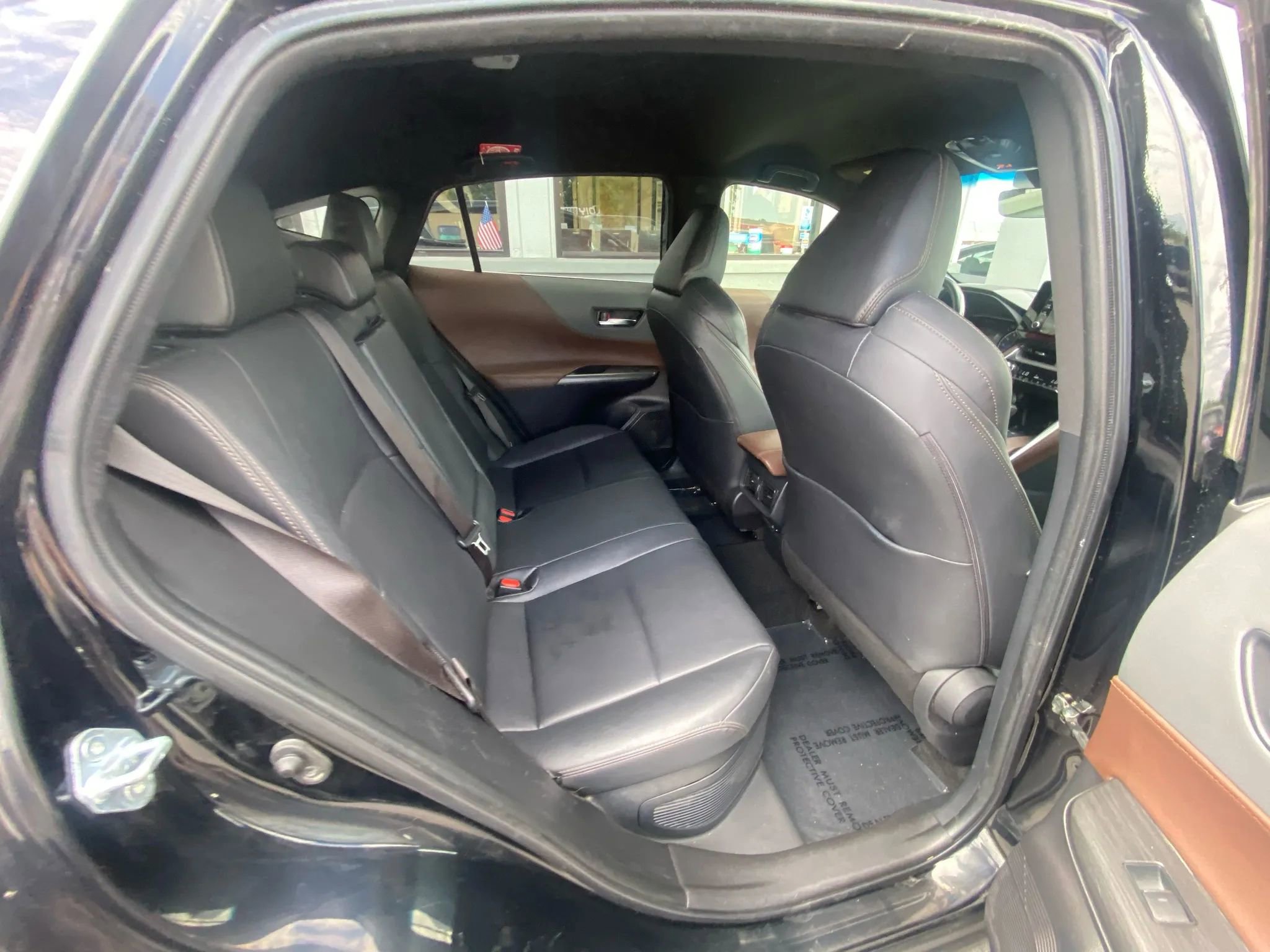 Used 2022 Toyota Venza XLE image 29