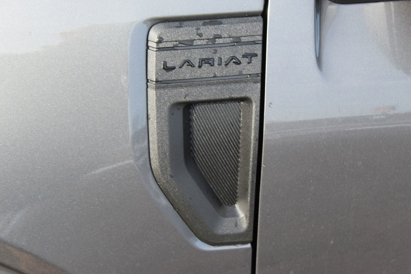 New 2026 Ford Maverick Lariat w/ Black Appearance Package image 3