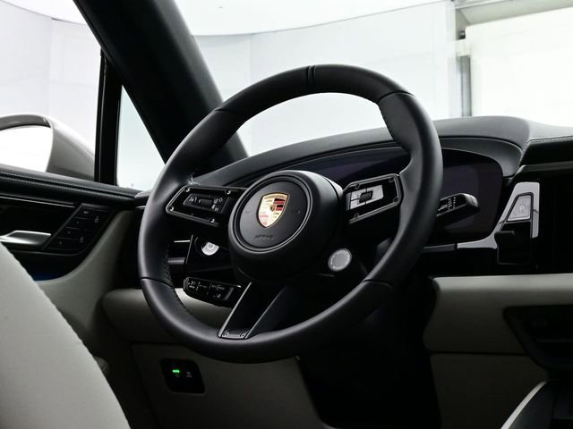 New 2026 Porsche Macan 4S Electric AWD/4WD image 21