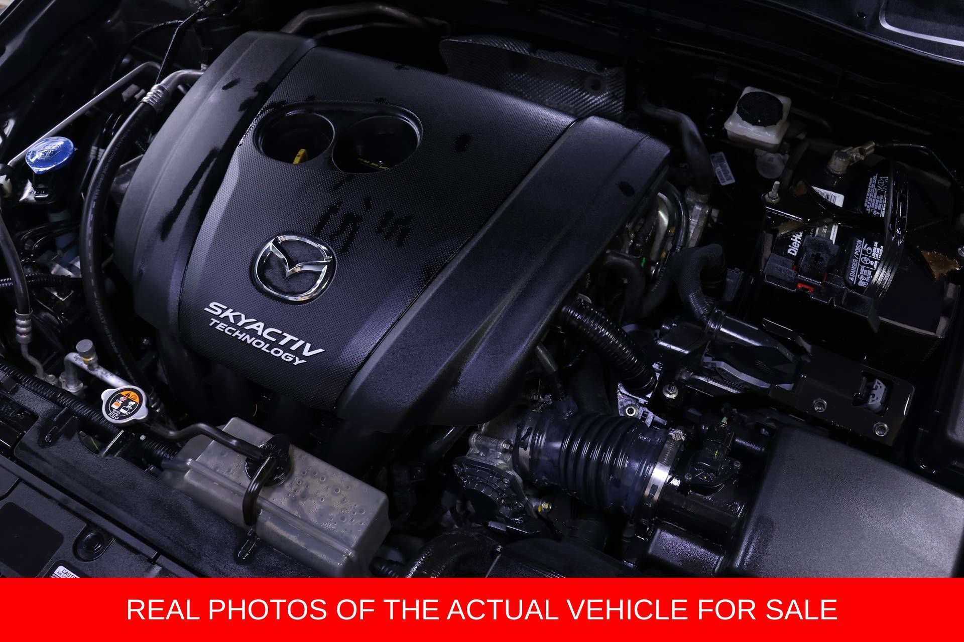 Used 2018 MAZDA MAZDA3 Touring FWD image 17