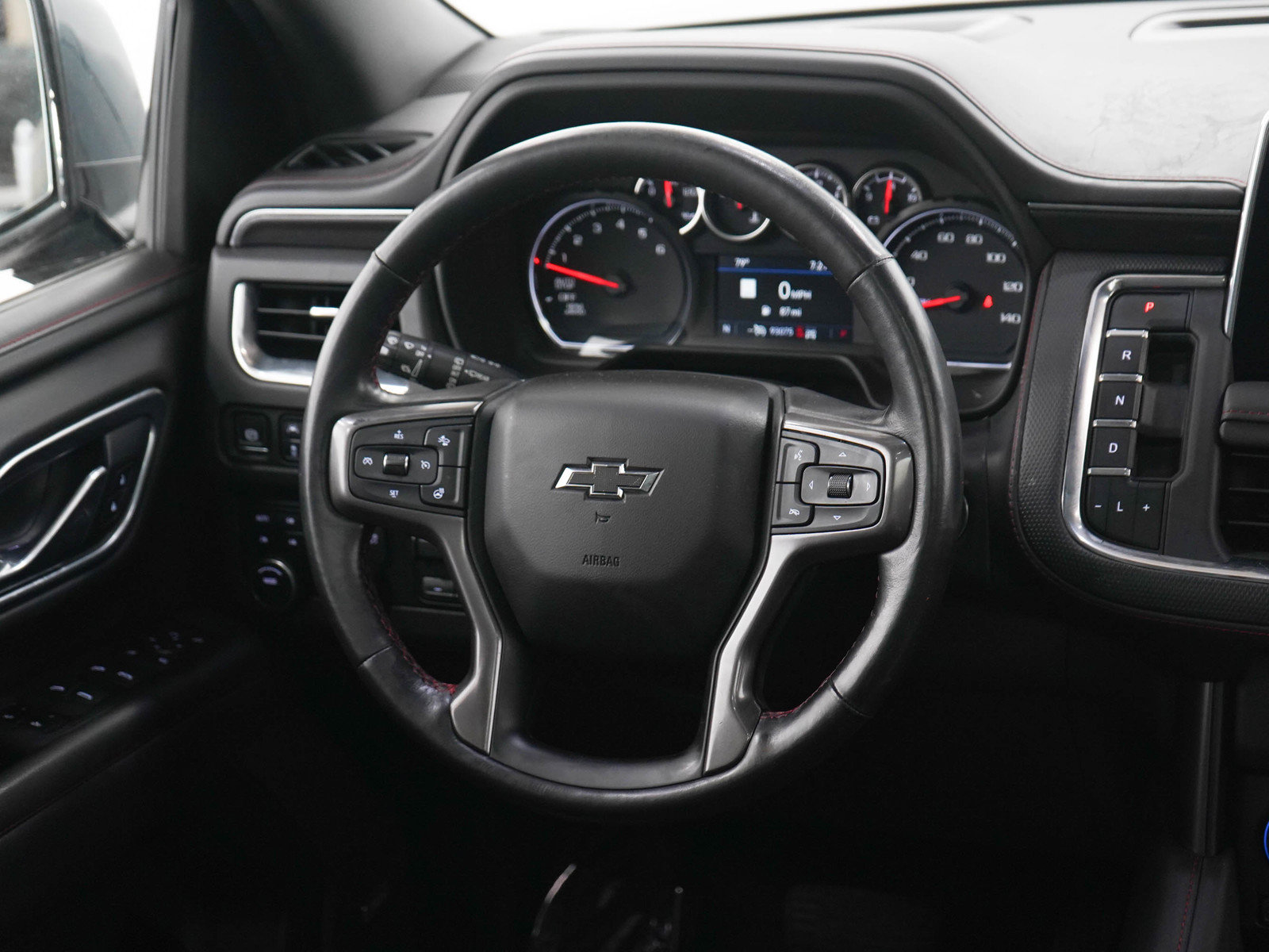 Used 2021 Chevrolet Tahoe RST w/ Luxury Package AWD/4WD image 16
