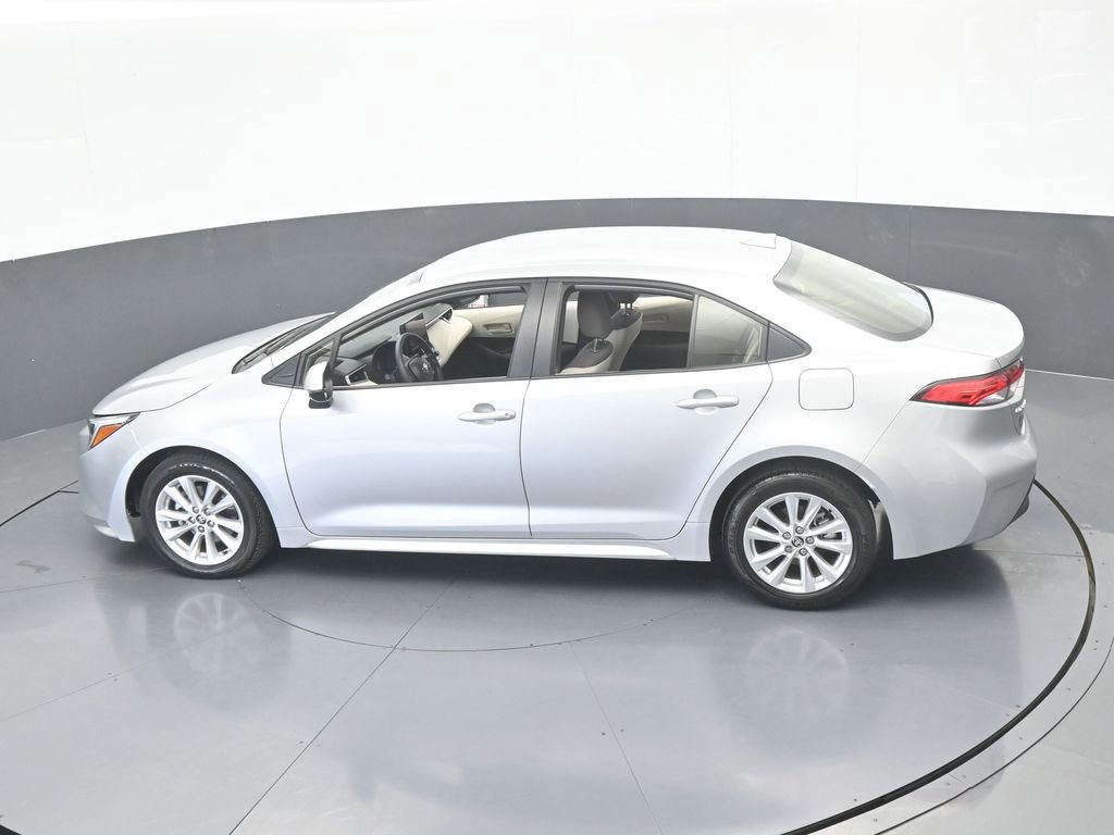Used 2024 Toyota Corolla LE w/ LE Convenience Package image 37