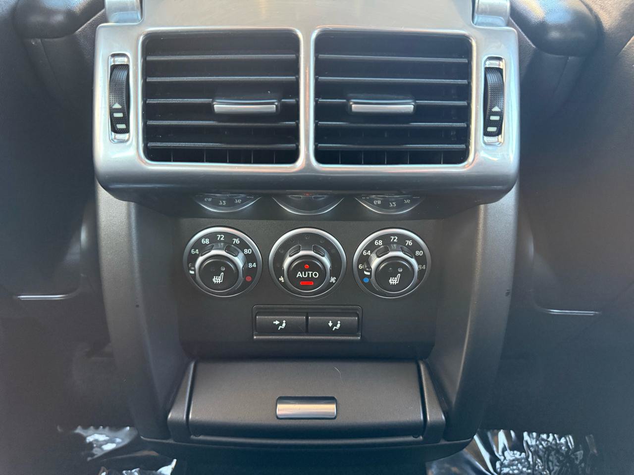 Used 2012 Land Rover Range Rover HSE LUX AWD/4WD image 22