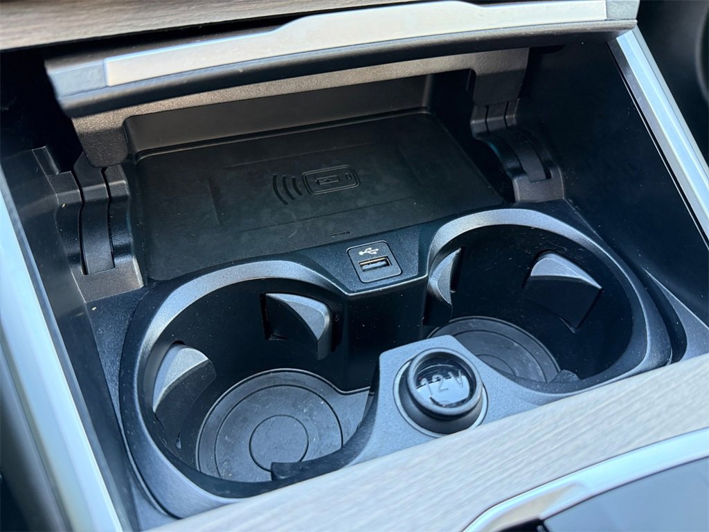 Certified 2025 BMW 330i xDrive Sedan w/ Premium Package image 26