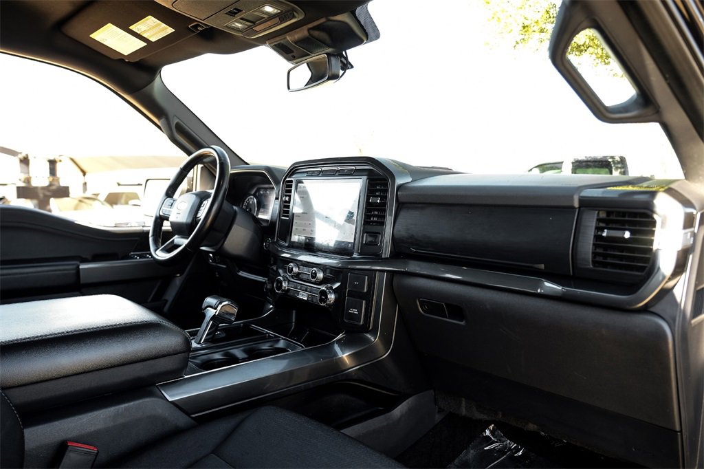 Used 2022 Ford F150 XLT w/ Equipment Group 302A High image 9