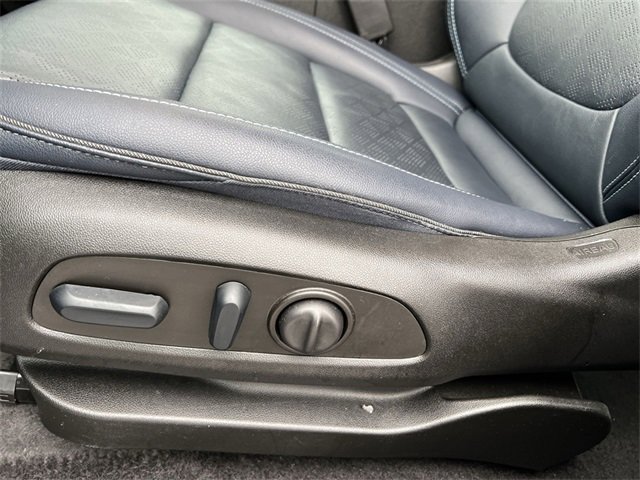 Used 2023 Chevrolet Bolt EUV Premier image 14