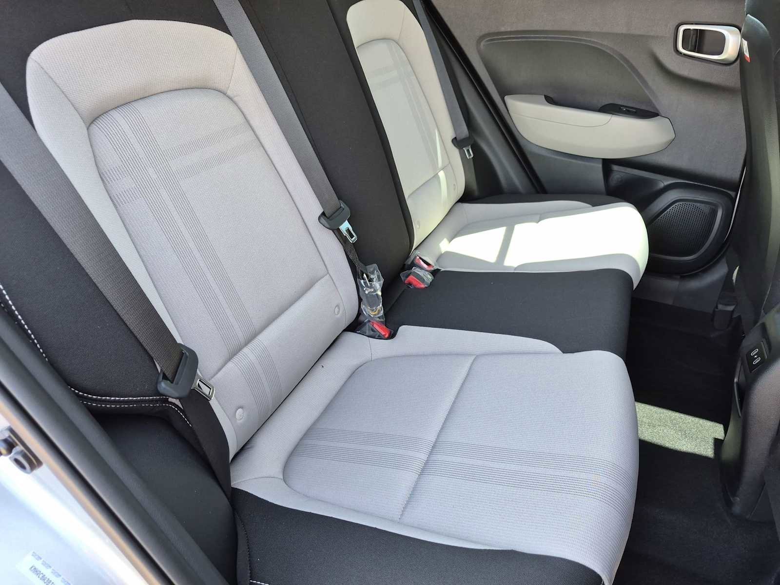New 2026 Hyundai Venue SEL FWD image 19