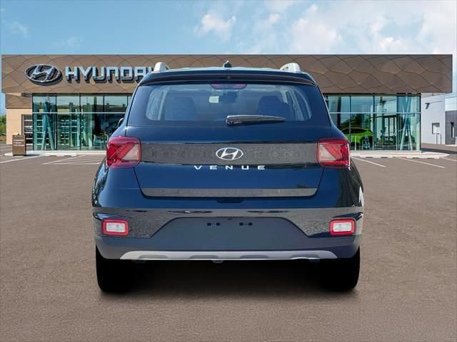 New 2026 Hyundai Venue SEL FWD image 6
