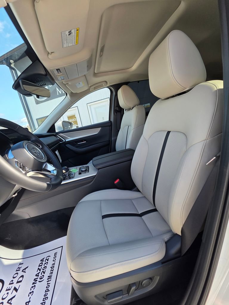 New 2025 MAZDA CX-90 Plug-In Hybrid w/ Preferred image 11