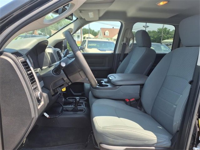 Used 2018 RAM 3500 Tradesman w/ Popular Equipment Group image 9