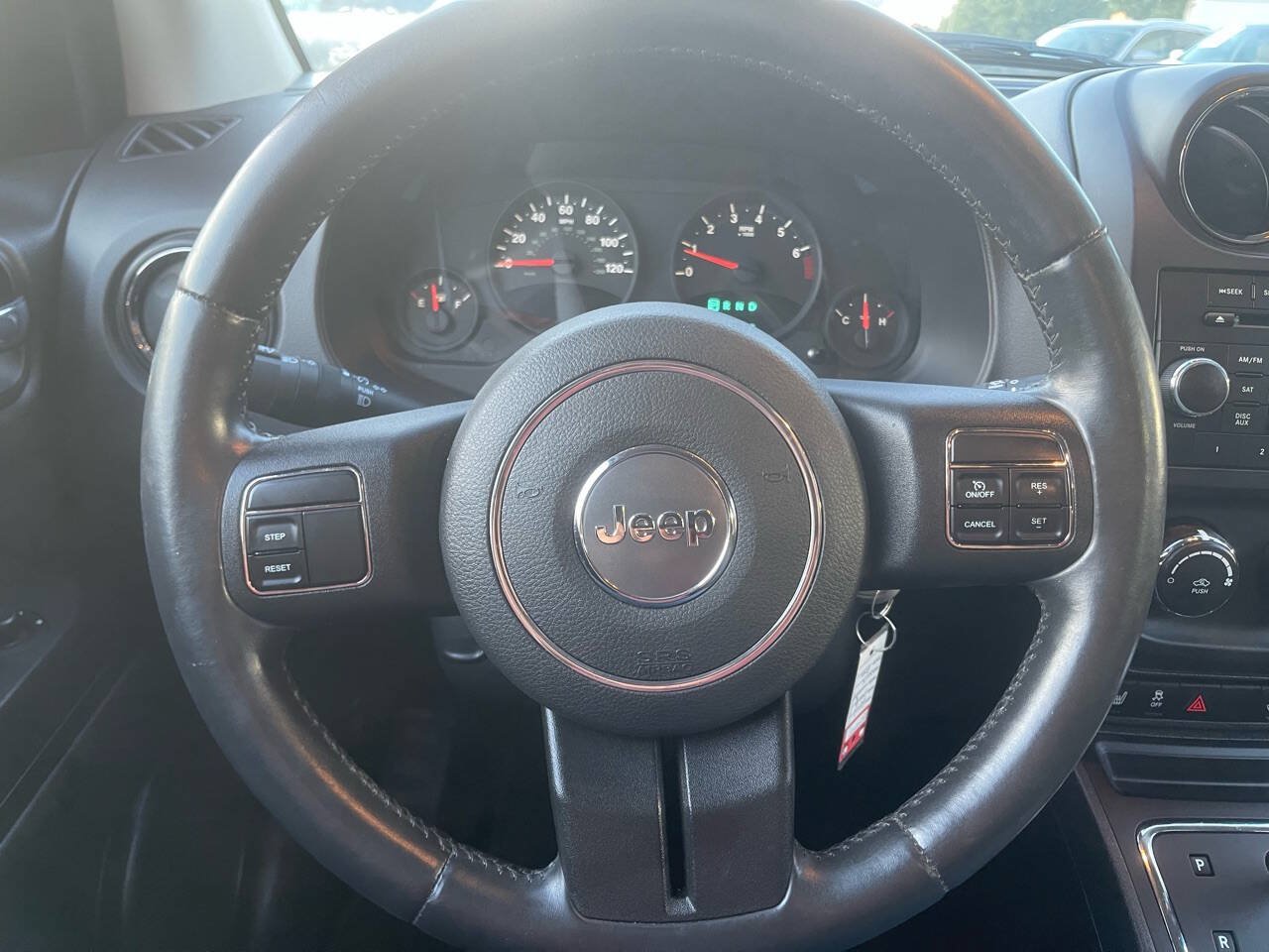 Used 2013 Jeep Compass Latitude AWD/4WD image 18