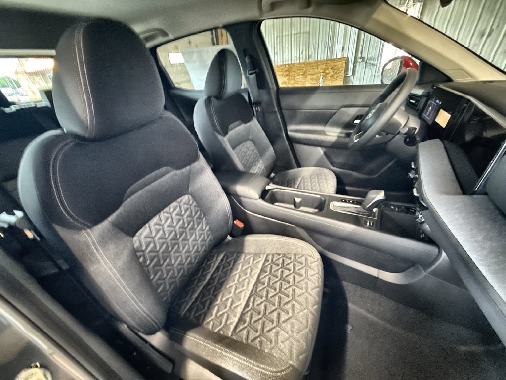 New 2026 Nissan Kicks SV w/ Cold Weather Package AWD/4WD image 24