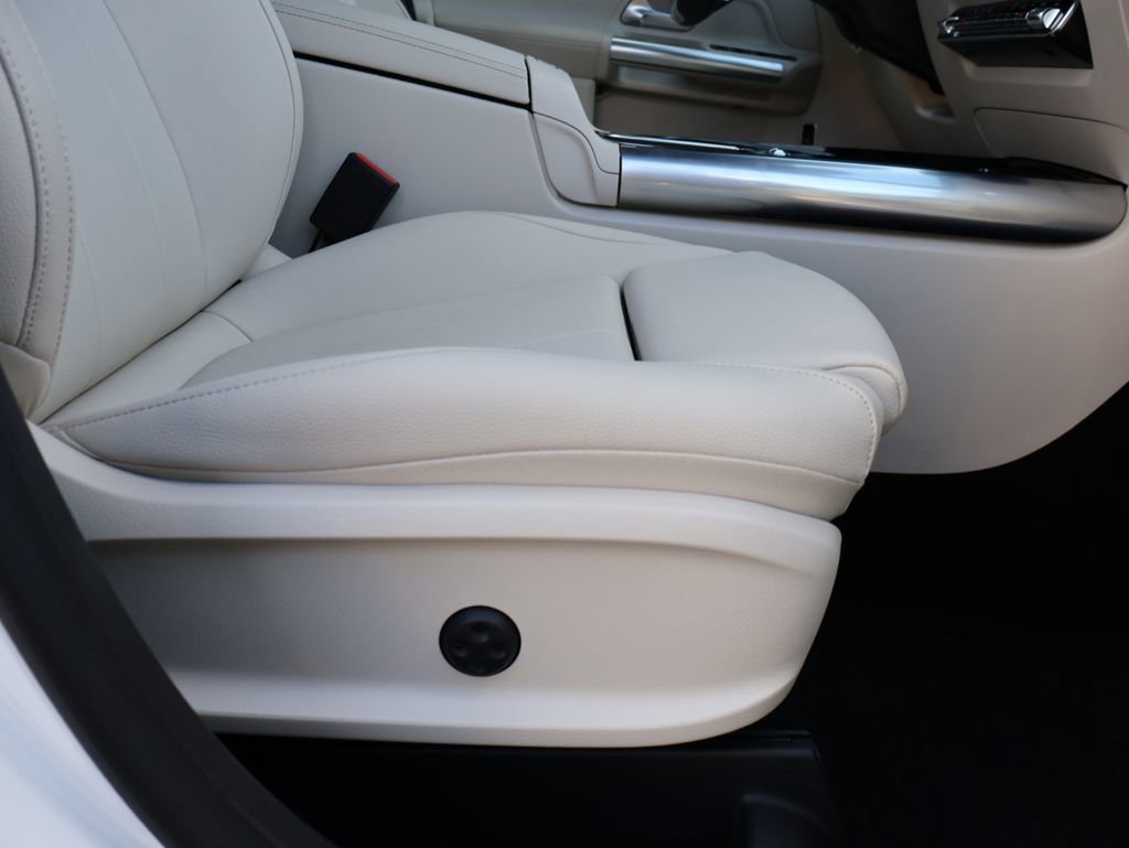 Certified 2025 Mercedes-Benz GLA 250 4MATIC image 12