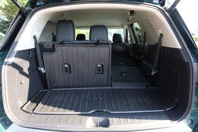 Certified 2022 Nissan Pathfinder SL w/ Cargo Package AWD/4WD image 8