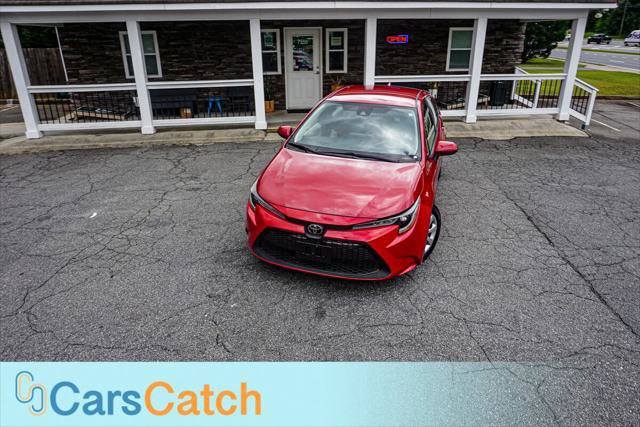 Used 2020 Toyota Corolla LE FWD image 3