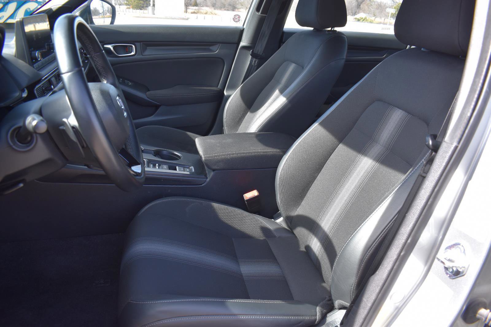 Used 2025 Honda Civic Sport image 18