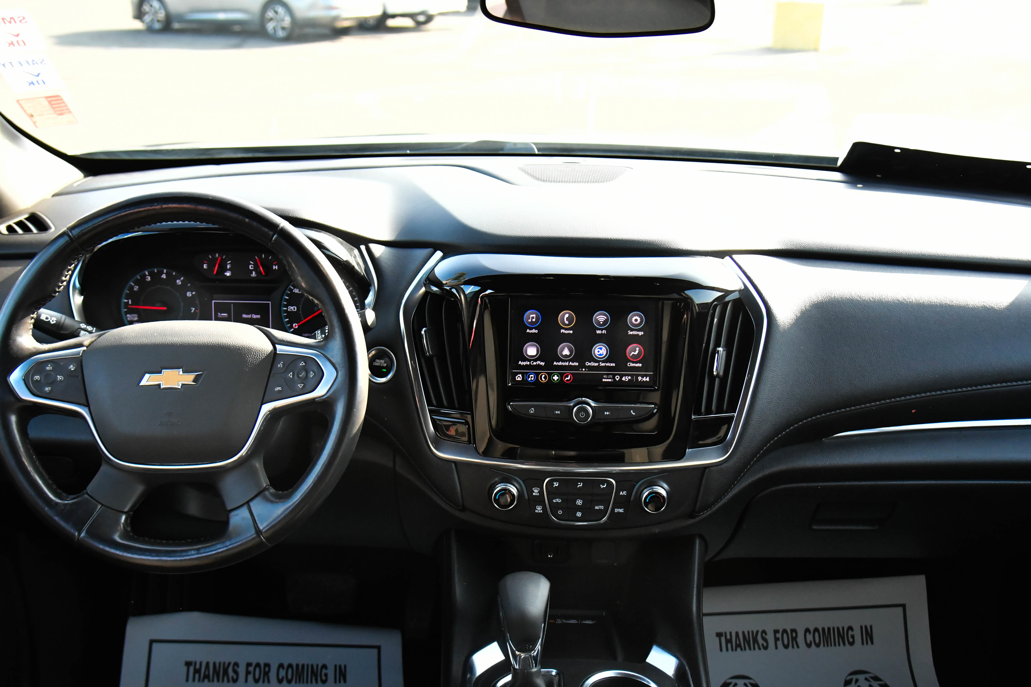 Used 2022 Chevrolet Traverse LT image 35